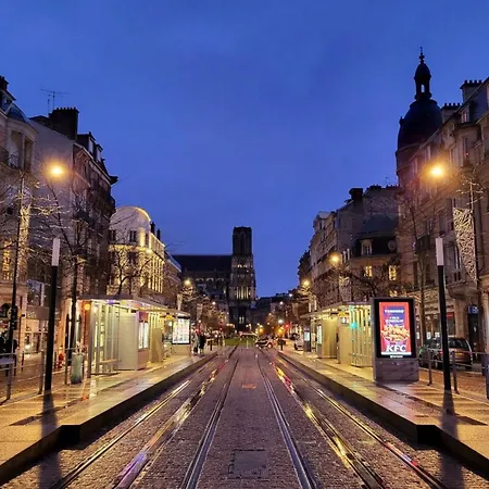 Le Petit Langlet - Cathedral - Hyper-center * ランス